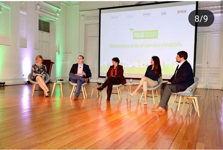 Alcalde de Cabo de Hornos recibe Premio de Iniciativas Municipales Urbanas 2019