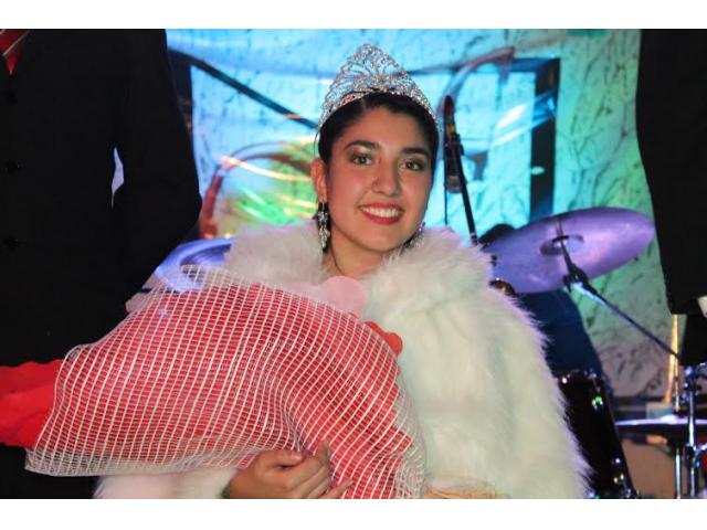 LA FIESTA DE LA NIEVE DE PUERTO WILLIAMS TIENE NUEVA REINA