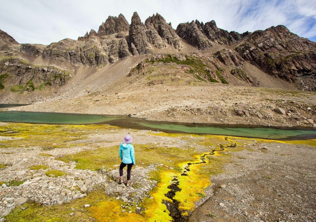 La ruta de trekking Dientes de Navarino es una de las más australes del mundo.