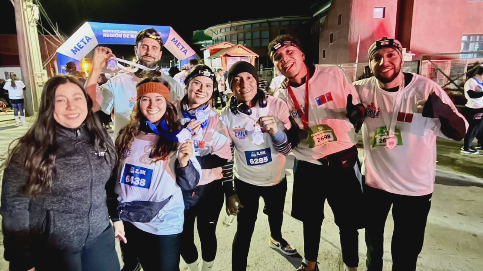 Más de 300 personas participan en la primera Corrida Nocturna Familiar de Cabo de Hornos