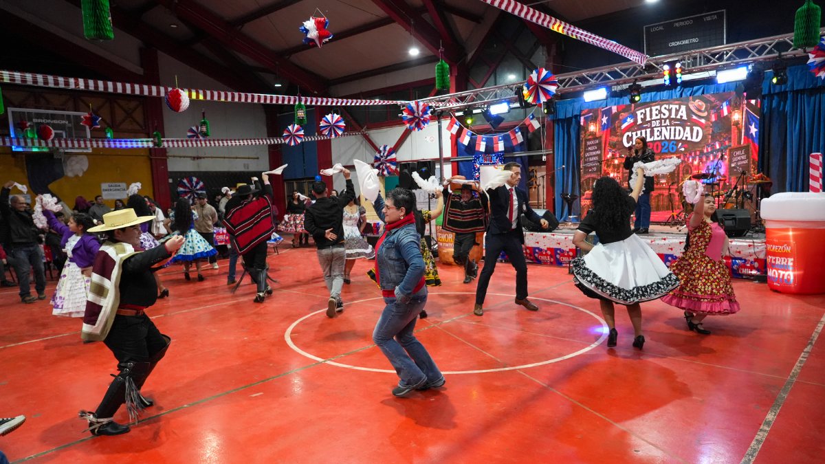 Fiesta de la Chilenidad ya se vive en Puerto Williams con música, gastronomía y tradición