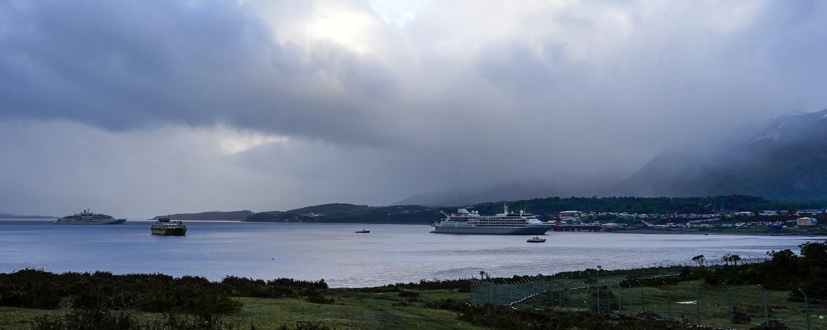 Puerto Williams y Ushuaia: dos destinos con identidad propia