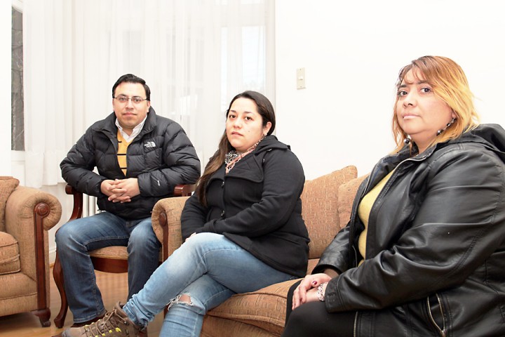 Tras cuatro años de espera vecinos logran compromiso del GORE por viviendas