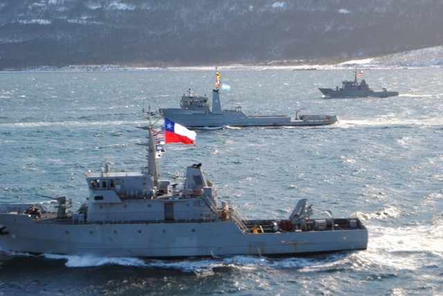 Armadas de Chile y Argentina Finalizan Simulación de Siniestro en el Canal Beagle