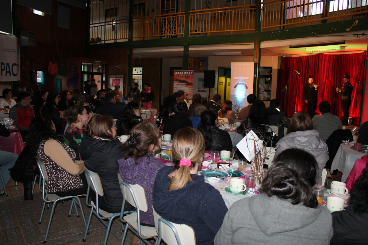 TRADICIONAL CAFÉ CULTURAL SE EJECUTÓ EN EL MARCO DEL ANIVERSARIO DE PUERTO WILLIAMS