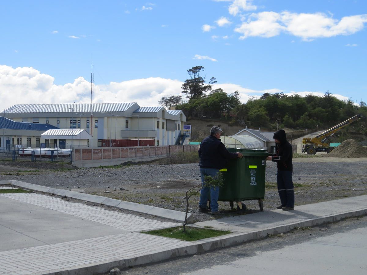 VARIADAS INICIATIVAS REALIZA MUNICIPIO DE CABO DE HORNOS EN FAVOR DEL MEDIO AMBIENTE